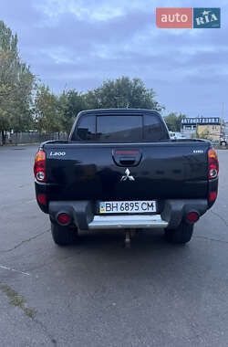 Пикап Mitsubishi L 200 2009 в 