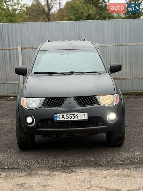 Пикап Mitsubishi L 200 2007 в Житомире