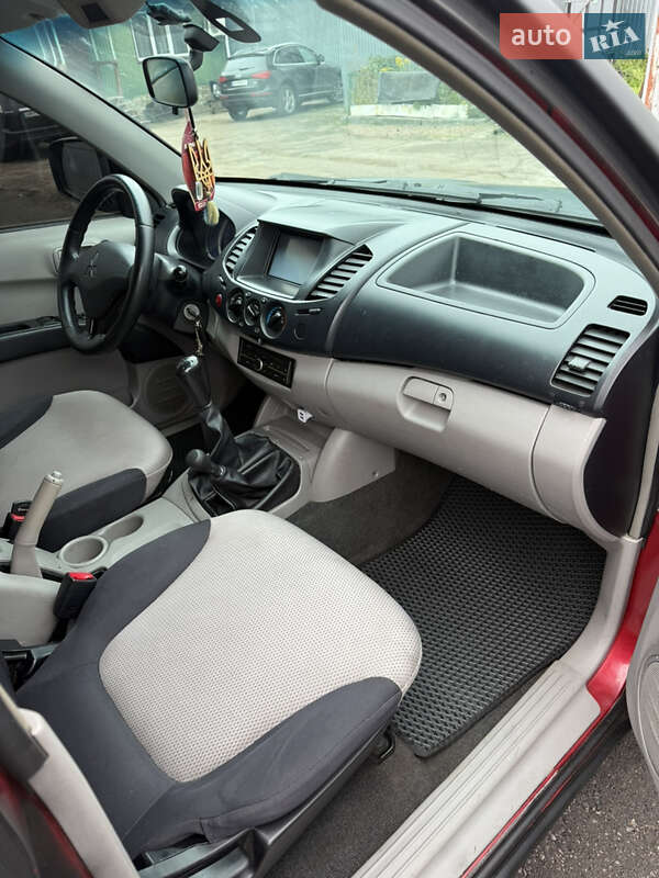Пикап Mitsubishi L 200 2007 в Житомире