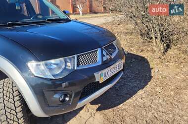 Пикап Mitsubishi L 200 2011 в Харькове