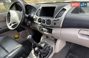 Пикап Mitsubishi L 200 2007 в 