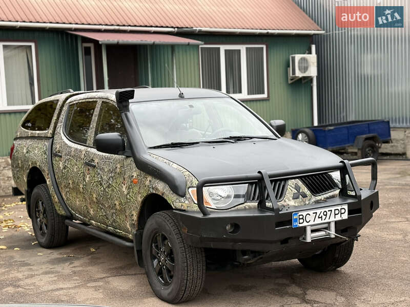 Пикап Mitsubishi L 200 2008 в Житомире фото 4 Пикап Mitsubishi L 200 2008 в Житомире