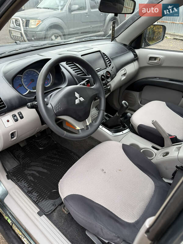 Пикап Mitsubishi L 200 2008 в Житомире фото 21 Пикап Mitsubishi L 200 2008 в Житомире