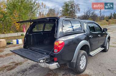 Пікап Mitsubishi L 200 2008 в  фото 10 Пікап Mitsubishi L 200 2008 в