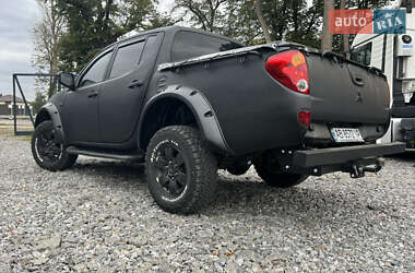 Пикап Mitsubishi L 200 2007 в 