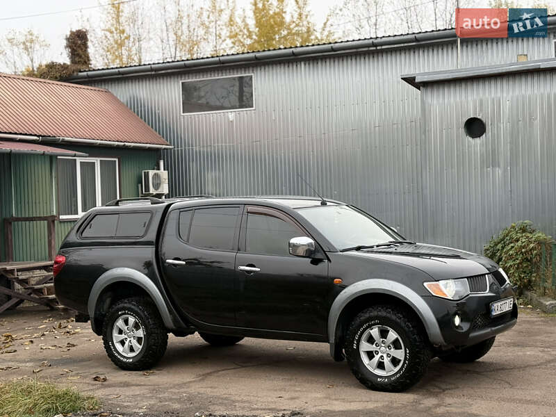 Пікап Mitsubishi L 200 2008 в Житомирі