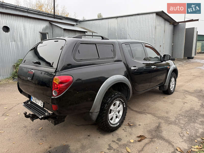 Пікап Mitsubishi L 200 2008 в Житомирі