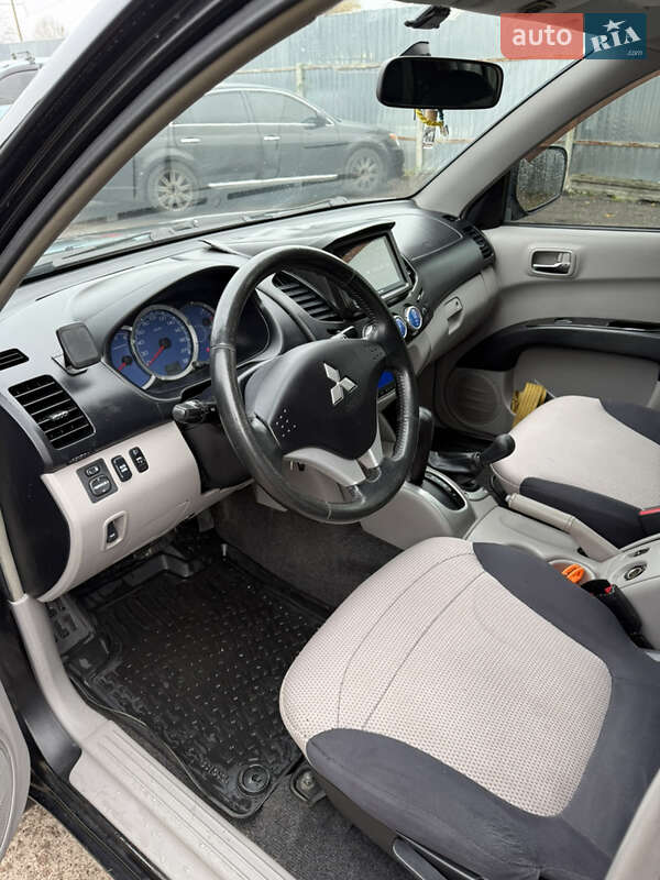 Пікап Mitsubishi L 200 2008 в Житомирі
