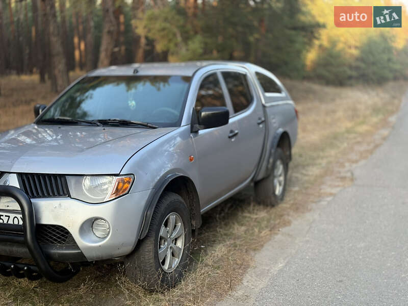 Пикап Mitsubishi L 200 2008 в Балаклее фото 3 Пикап Mitsubishi L 200 2008 в Балаклее