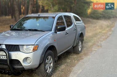 Пікап Mitsubishi L 200 2008 в  фото 3 Пікап Mitsubishi L 200 2008 в