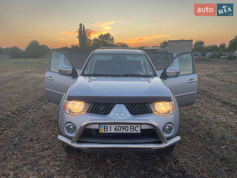 Пикап Mitsubishi L 200 2008 в Глобине фото 16 Пикап Mitsubishi L 200 2008 в Глобине