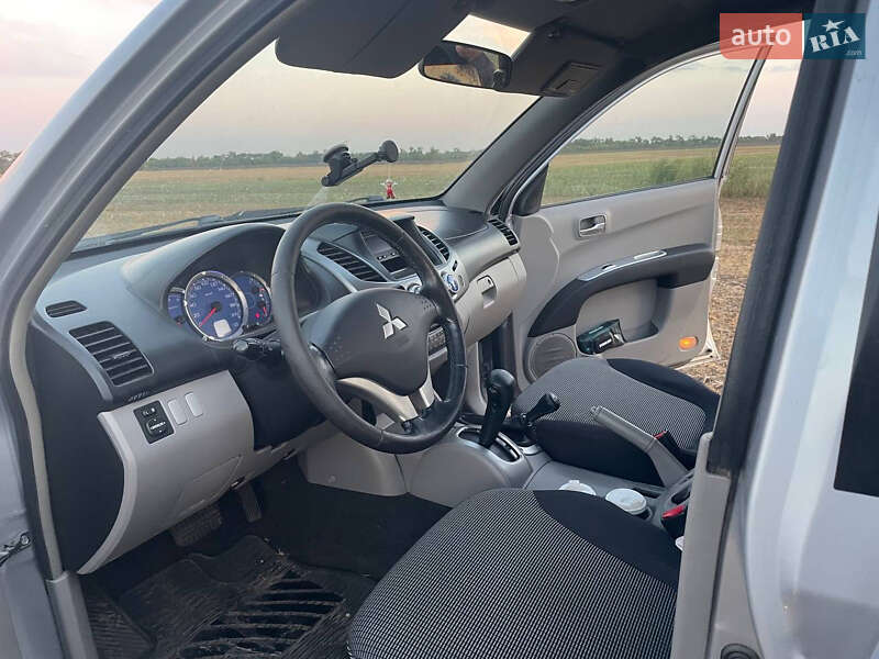 Пикап Mitsubishi L 200 2008 в Глобине фото 18 Пикап Mitsubishi L 200 2008 в Глобине