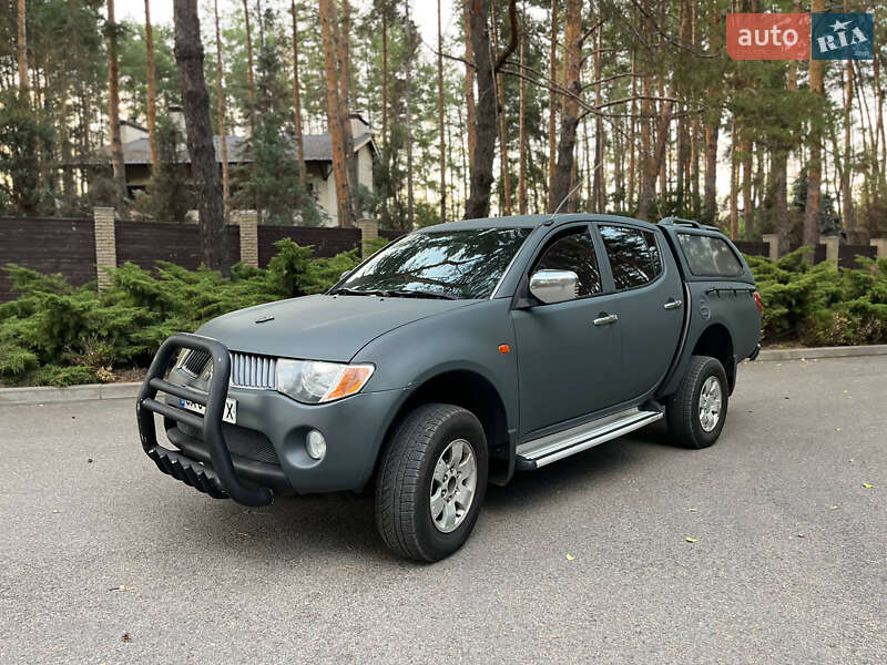 Пикап Mitsubishi L 200 2007 в Новомосковске фото 5 Пикап Mitsubishi L 200 2007 в Новомосковске
