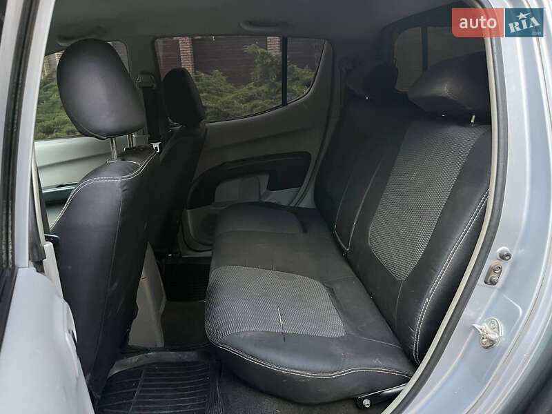 Пикап Mitsubishi L 200 2007 в Новомосковске фото 20 Пикап Mitsubishi L 200 2007 в Новомосковске
