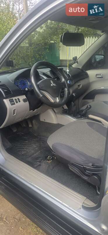 Пикап Mitsubishi L 200 2006 в Краматорске