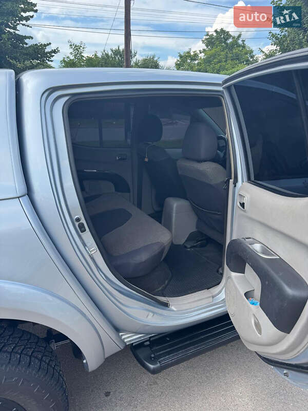 Пікап Mitsubishi L 200 2008 в Києві