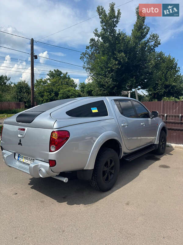 Пікап Mitsubishi L 200 2008 в Києві