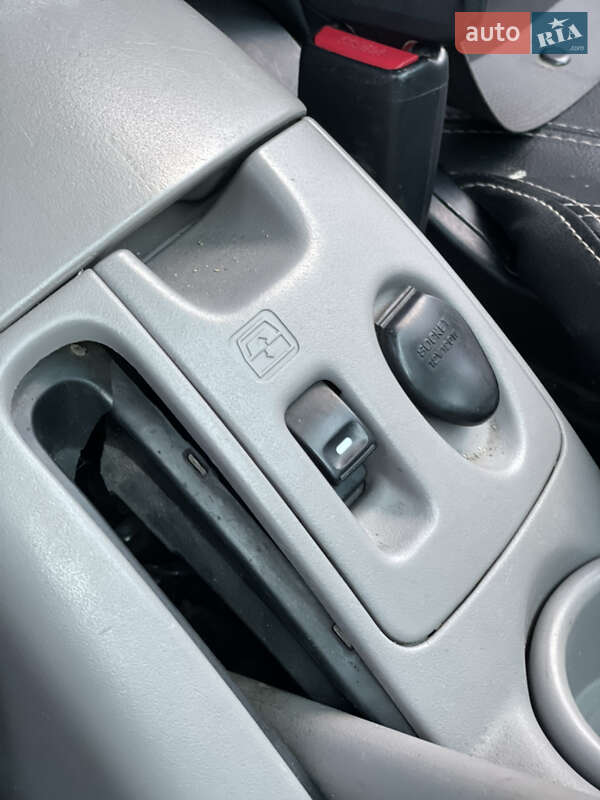 Пикап Mitsubishi L 200 2008 в Житомире