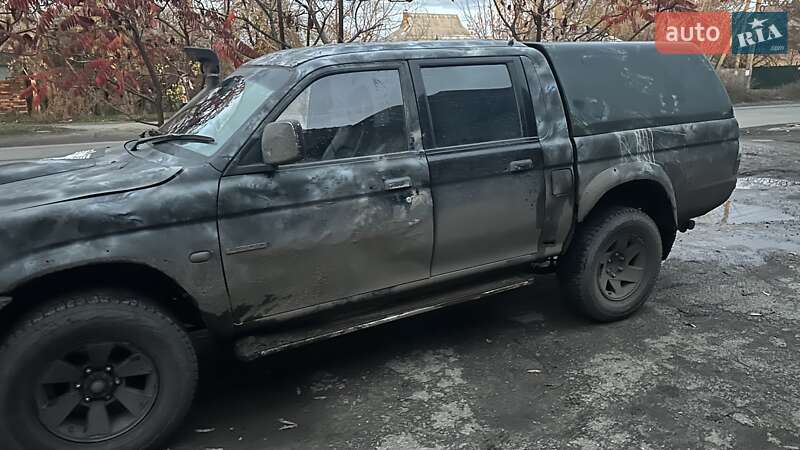 Пикап Mitsubishi L 200 2003 в Славянске