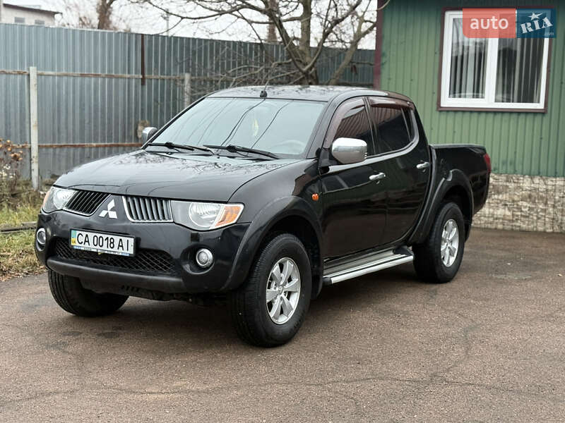 Пікап Mitsubishi L 200 2008 в Житомирі