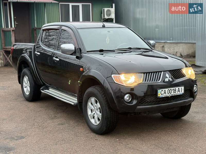 Пікап Mitsubishi L 200 2008 в Житомирі