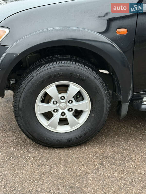 Пікап Mitsubishi L 200 2008 в Житомирі