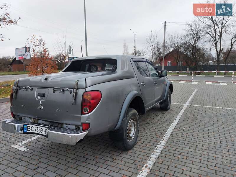 Пикап Mitsubishi L 200 2008 в Коломые фото 8 Пикап Mitsubishi L 200 2008 в Коломые