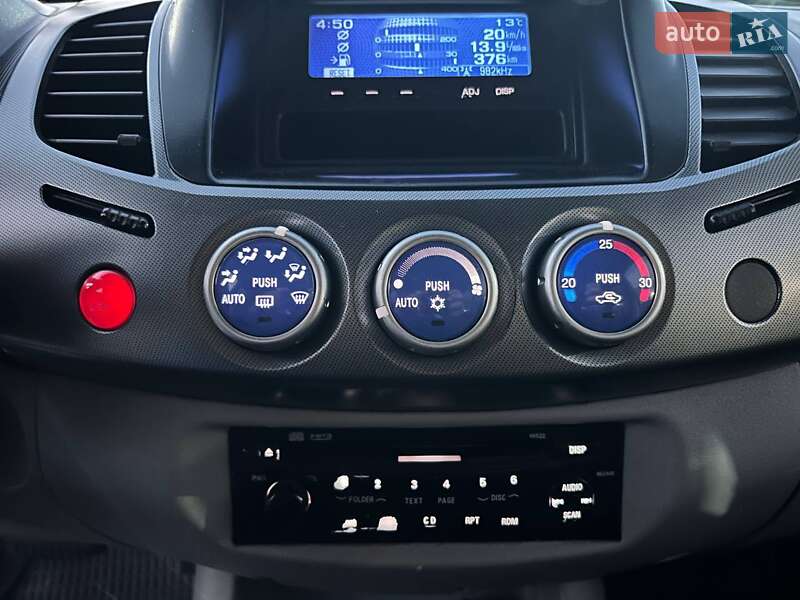 Пікап Mitsubishi L 200 2007 в Одесі