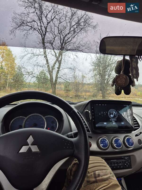 Пикап Mitsubishi L 200 2008 в Чернигове фото 6 Пикап Mitsubishi L 200 2008 в Чернигове