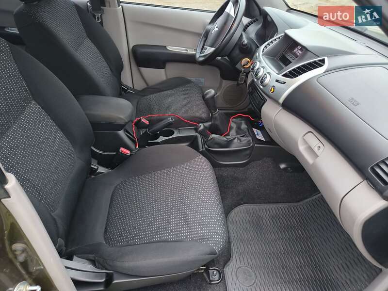 Пикап Mitsubishi L 200 2012 в Одессе фото 6 Пикап Mitsubishi L 200 2012 в Одессе