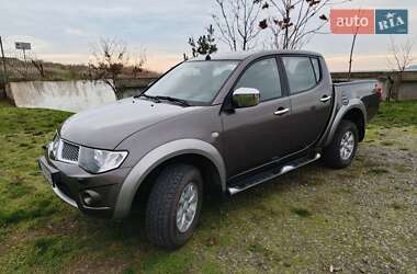 Пикап Mitsubishi L 200 2012 в Одессе