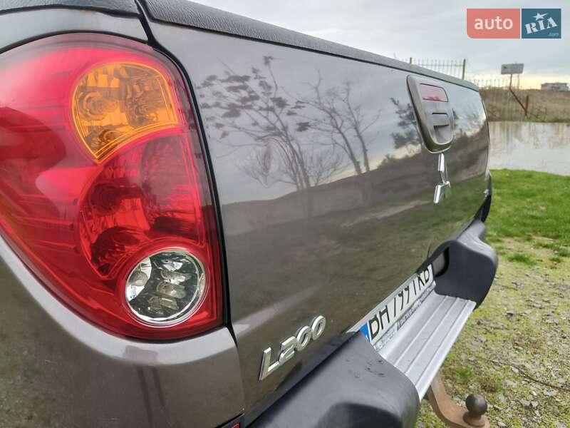 Пикап Mitsubishi L 200 2012 в Одессе фото 17 Пикап Mitsubishi L 200 2012 в Одессе