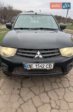 Пікап Mitsubishi L 200 2012 в Вознесенську