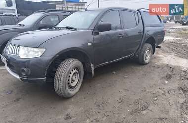 Пікап Mitsubishi L 200 2011 в Білій Церкві