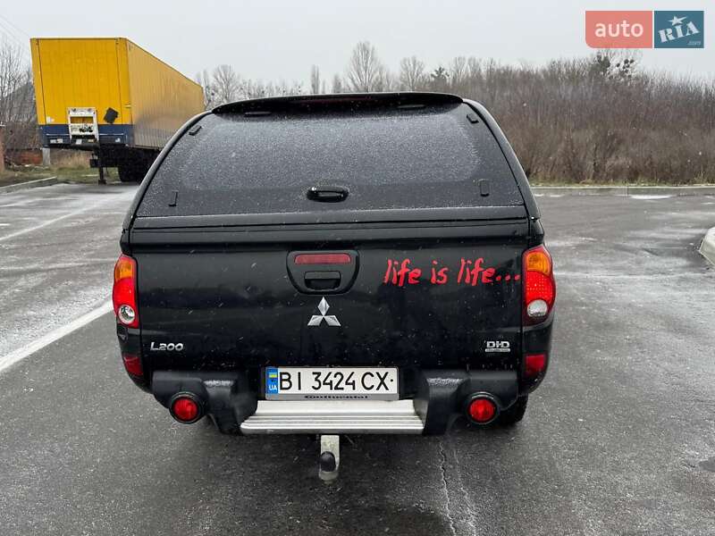 Пікап Mitsubishi L 200 2013 в Лохвиці фото 6 Пікап Mitsubishi L 200 2013 в Лохвиці