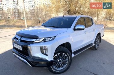 Пикап Mitsubishi L 200 2019 в Кривом Роге