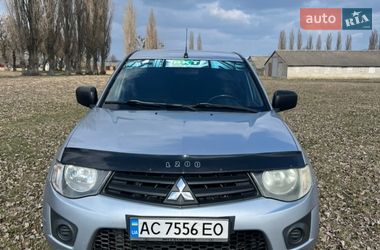 Пикап Mitsubishi L 200 2012 в Владимире