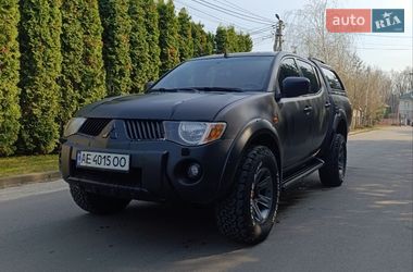 Пикап Mitsubishi L 200 2008 в Киеве