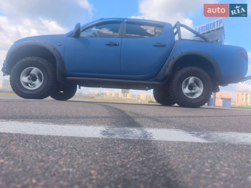 Mitsubishi L 200 2007