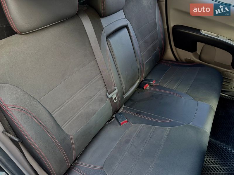 Пикап Mitsubishi L 200 2011 в Одессе