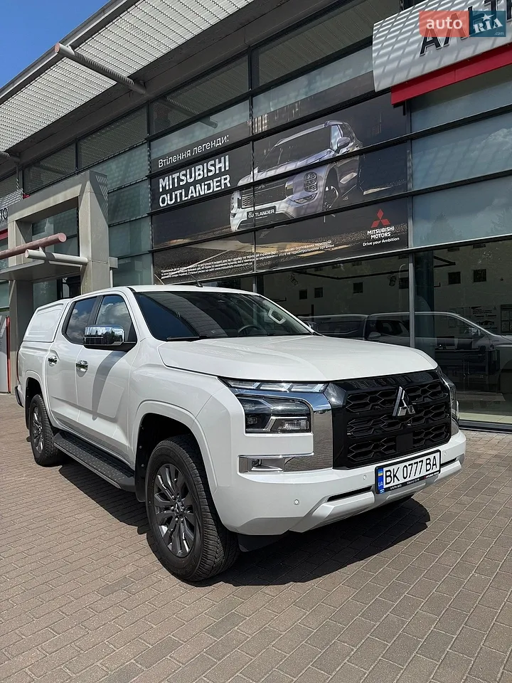 2013 Mitsubishi L200 - мініатюра 23