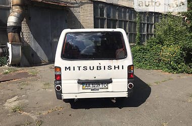 Минивэн Mitsubishi L 300 1997 в Киеве