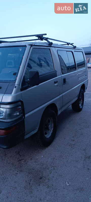 Минивэн Mitsubishi L 300 1997 в Чернигове