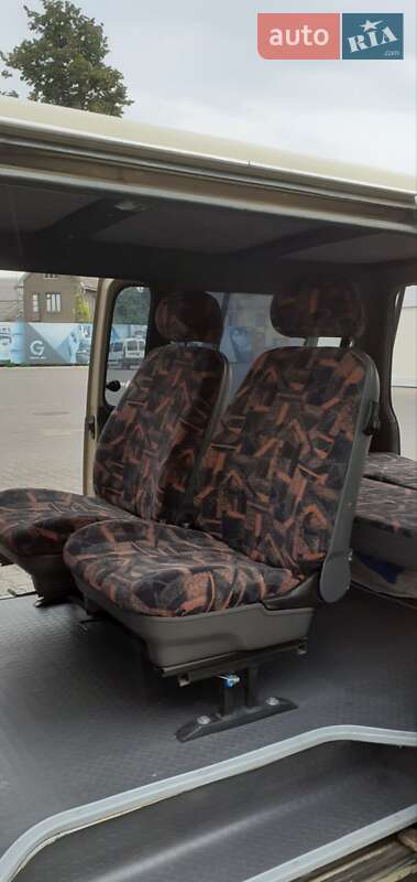 Минивэн Mitsubishi L 300 1988 в Черновцах