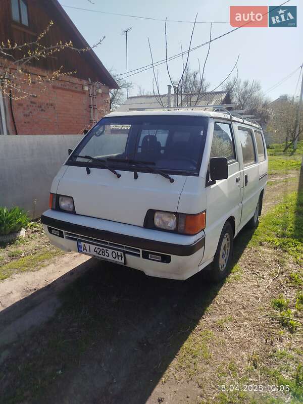 Минивэн Mitsubishi L 300 1991 в Чернигове