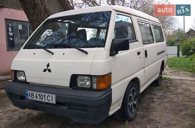 Минивэн Mitsubishi L 300 1987 в Баре
