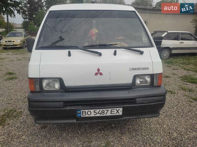 Минивэн Mitsubishi L 300 1994 в 