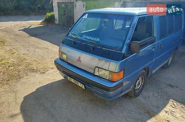 Минивэн Mitsubishi L 300 1989 в 