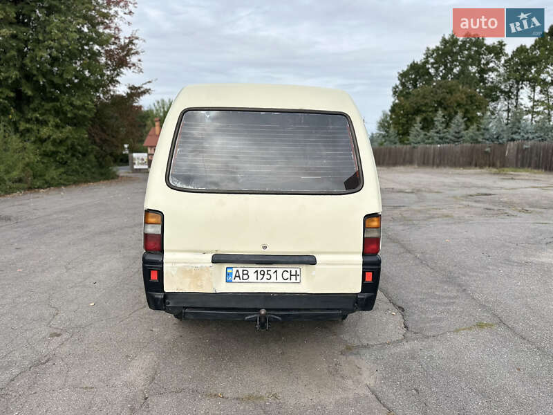 Мінівен Mitsubishi L 300 1993 в Жмеринці
