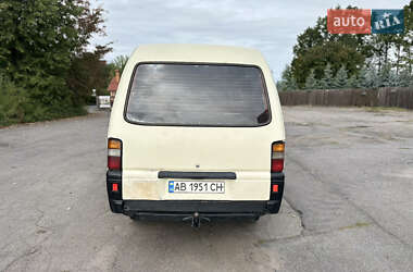 Мінівен Mitsubishi L 300 1993 в 